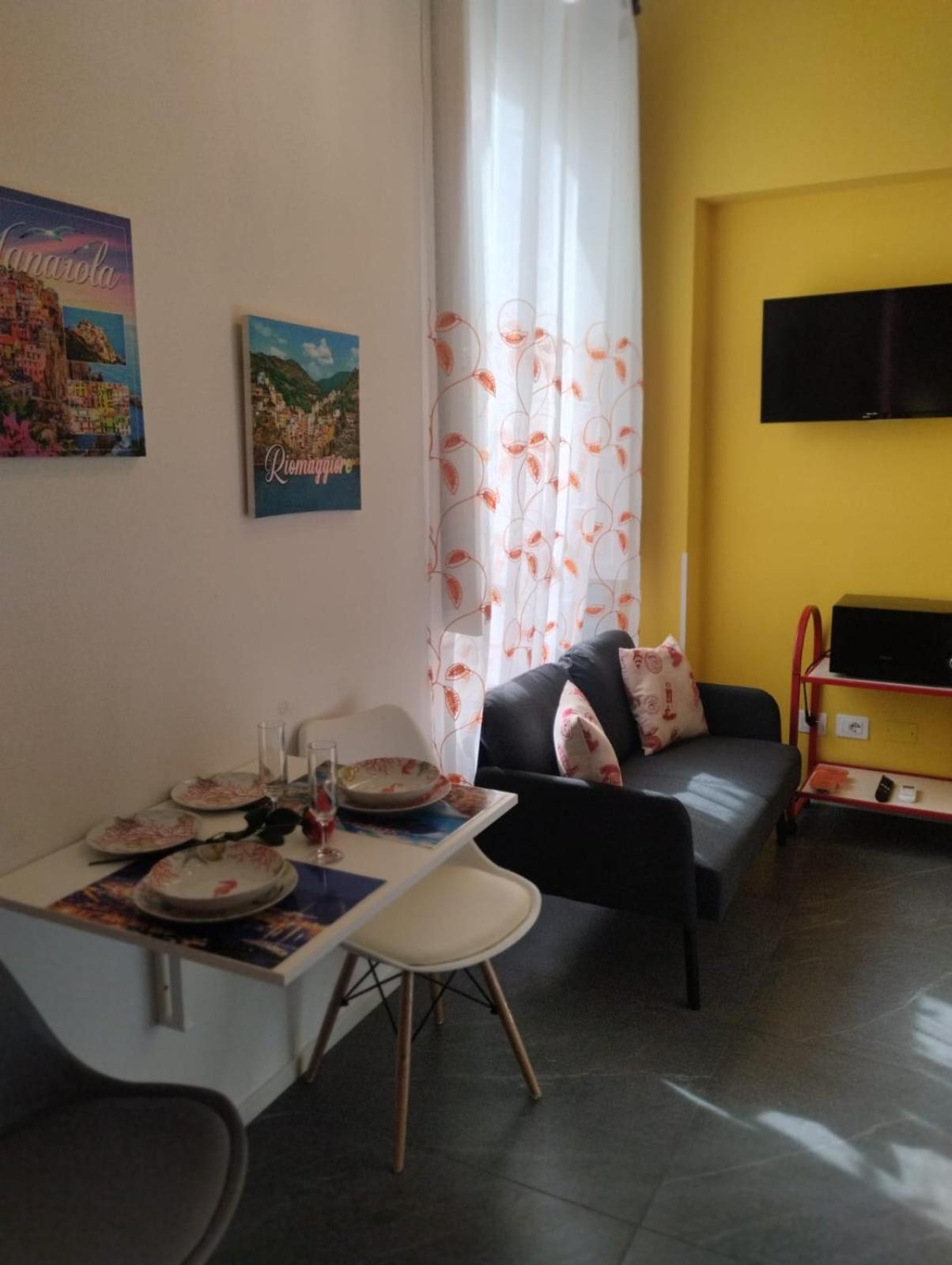 Casa Vacanze Buddy La Tua Base Per Visitare Il Mare Delle Cinque Terre Apartment Специя Екстериор снимка