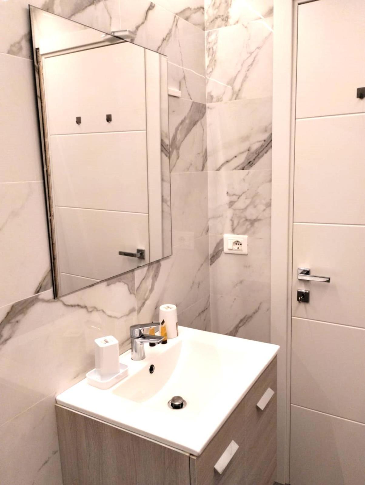 Casa Vacanze Buddy La Tua Base Per Visitare Il Mare Delle Cinque Terre Apartment Специя Екстериор снимка